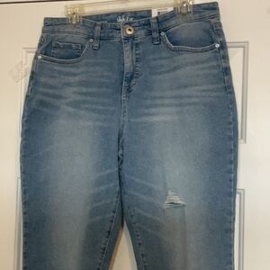 Style &Co. NWT petite high rise straights leg cropped denim jeanss   Size 14P